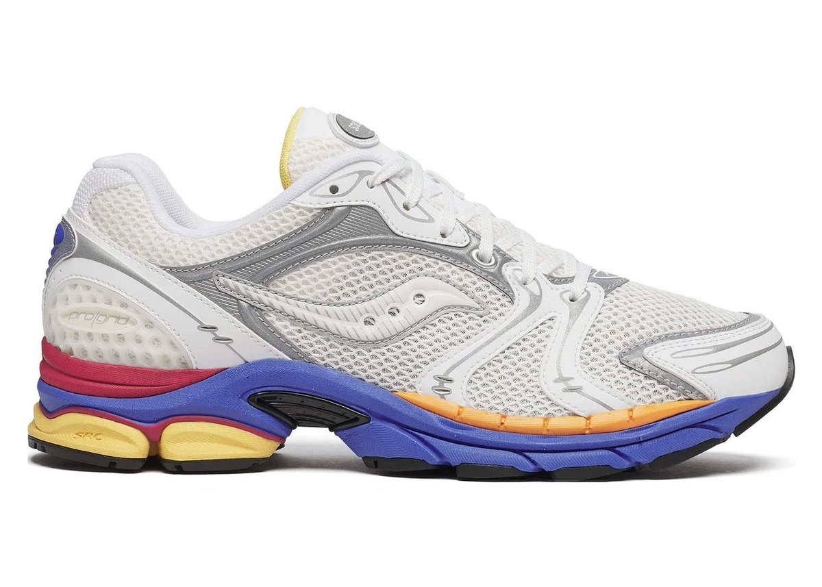 ComplexSneakers's tweet image. You can shop the Saucony Progrid Triumph 4 along with other styles on Complex
Explore and buy more here: cmplx.it/46kFAdZ