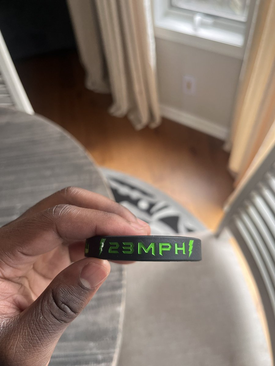 MbindaAiden's tweet image. Finished off Laker Performance with a huge testing week—new PRs and big improvements!
Bench: 230
Squat: 365
Clean: 235
Pro Agility: 4.02
MPH: 23.0
@Coach_LytUMD @CoachSammyMix @CoachCrutchley @kuchinski8 @ldbengtson @plhsfootball
