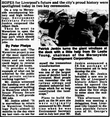 Liverpool1207's tweet image. 23rd July 1984 - Environment Secretary Patrick Jenkin opened the restored 'Hartley Bridge' at Albert Dock.
#HeritageLiverpool