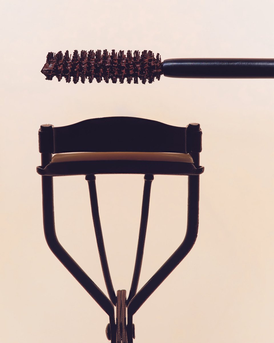 kyliecosmetics's tweet photo. our NEW kylash in true brown is here 🤎 the same lash-lifting, curl-holding, volumizing formula you already love now in a rich brown shade that brings softness and dimension to every lash 👁️ available now on https://t.co/FAJOPZBXhV!⁠ https://t.co/cSLo9PVlDu