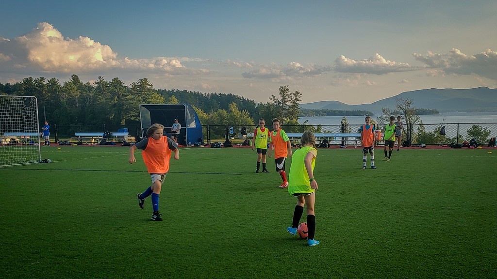⚽️ At No.1 Soccer Camps, we train smarter with the Machnik Method — small-sided games (4v4 &amp; 5v5) that get every player moving, thinking, and touching the ball!

It’s all about more touches = better players. That’s the #MachnikMethod.

#No1SoccerCamps #YouthSoccer #SoccerTraining