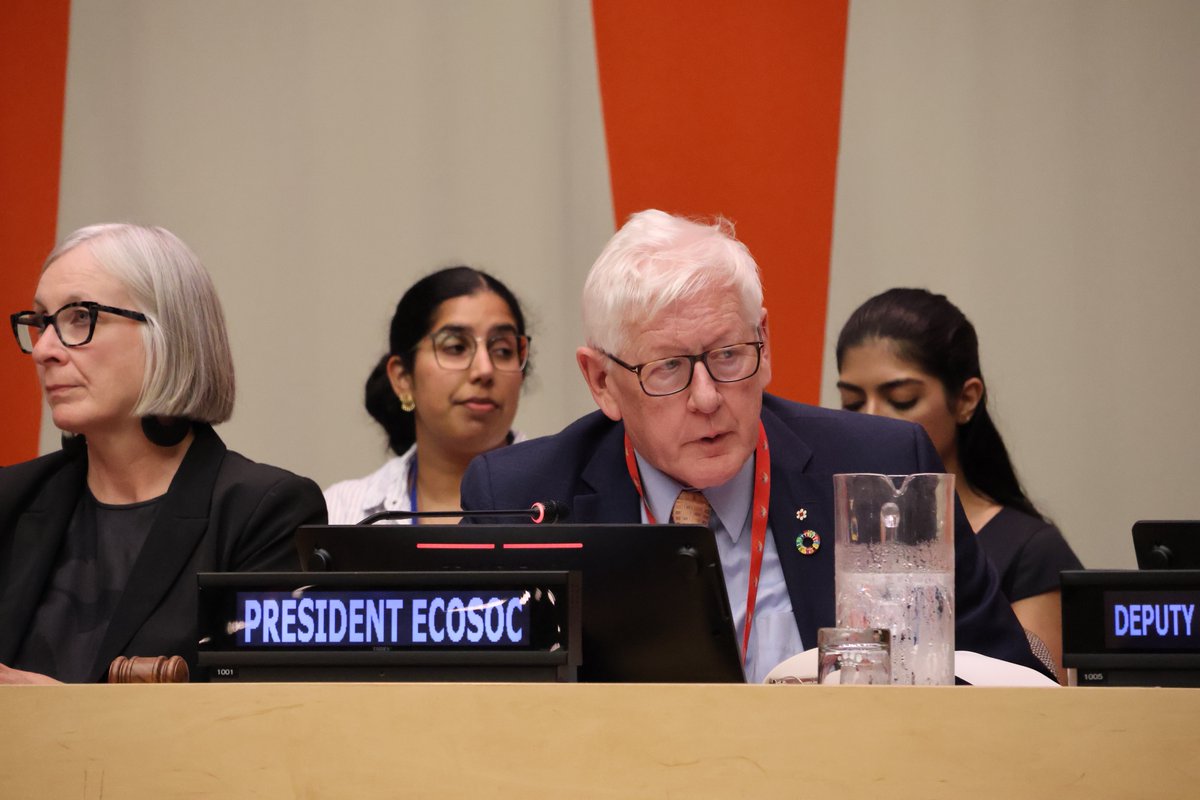 UNHABITAT's tweet image. At #HLPF, the High-Level Dialogue on Adequate Housing spotlighted housing’s role in advancing the #GlobalGoals. 🏘️
From health to gender equality and economic inclusion—progress depends on investing in housing that’s safe, inclusive, and affordable.