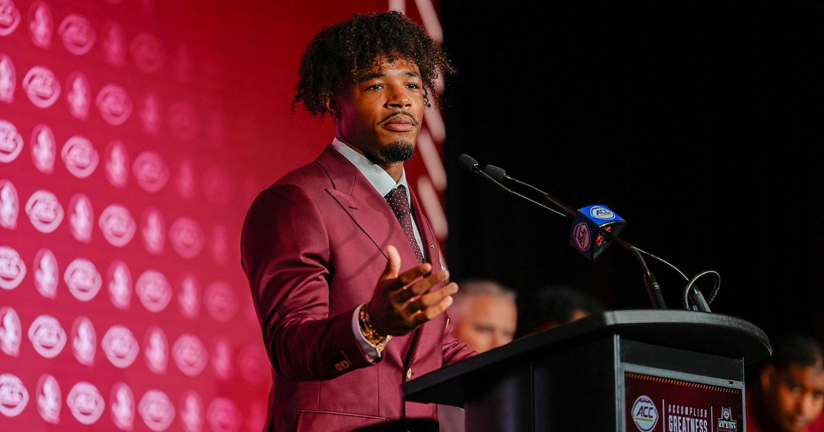 Charlie_Potter's tweet image. Florida State's Tommy Castellanos doubled down on his #Alabama talk at ACC Kickoff this morning.
"No disrespect to those guys, but we stand on what I said."
🔗 on3.com/teams/alabama-…
