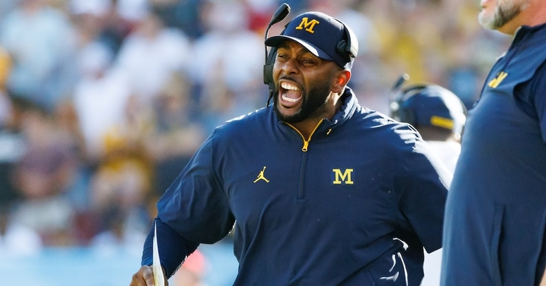 TheWolverineOn3's tweet image. Fifteen Michigan football storylines to watch at 2025 Big Ten Media Days
Read HERE: on3.com/teams/michigan…