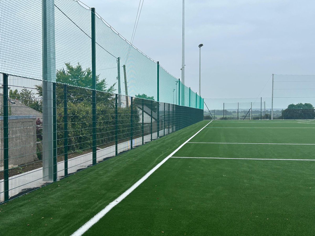 PST_Sport's tweet image. Netting installation complete at @KdyGAA in Co. Cork, as works near completion for a 5,200 sq/m artificial grass training pitch. Looking forward to seeing the new pitch being put to the test very soon.