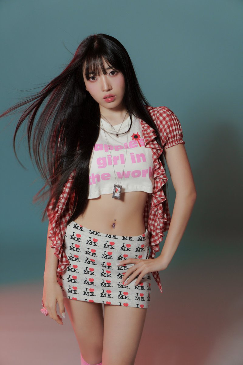 GwjfY8oWYAAIsAv?format=jpg&name=medium