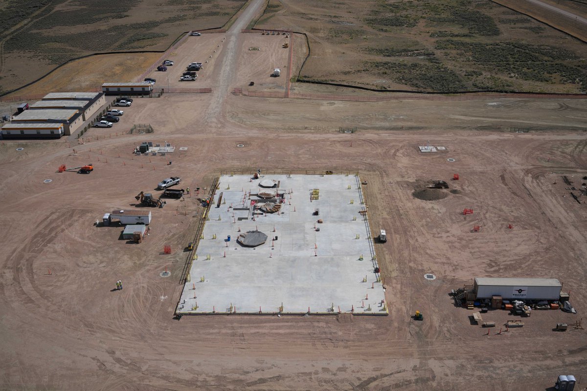 TerraPower's tweet image. 🔔Construction Milestone🔔The Sodium Test and Fill Facility (TFF) foundation is now complete. The TFF will be used to test and demonstrate the performance of equipment prior to operations in the Natrium® plant. With work being done on the ground every day, our team is paving the…