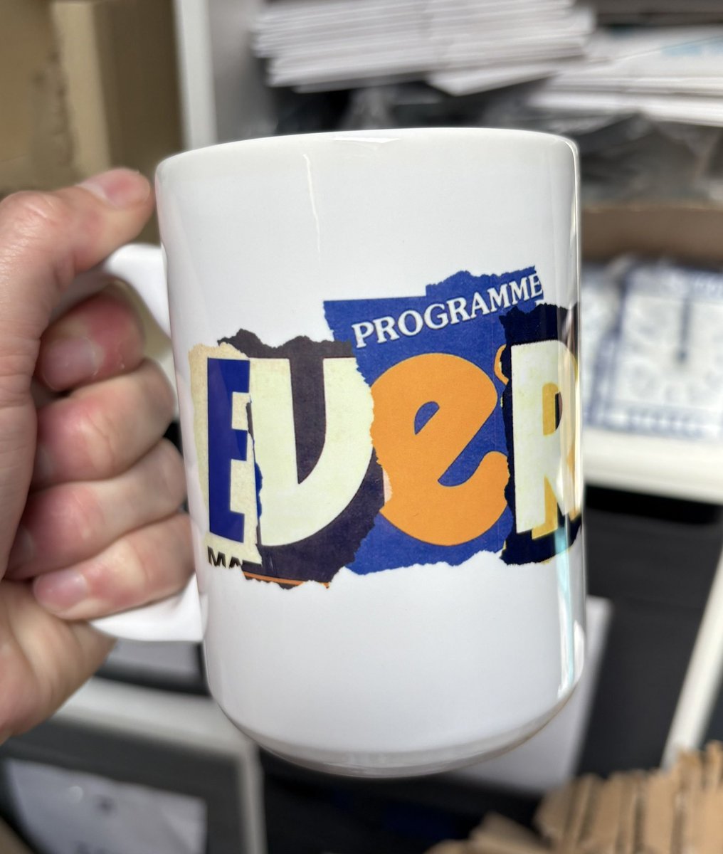 ToffeeArt's tweet image. Everton Punk Programme mug available in standard 11oz and for those that like a bigger brew our mega mug.
Available on the website.
#EFC