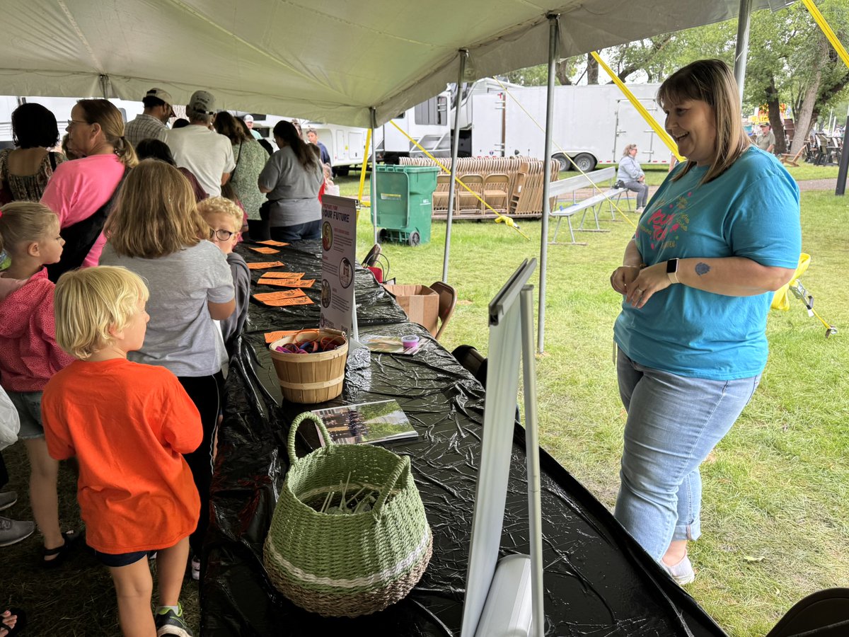 It’s KX/Co-op Day at the North Dakota State Fair! Join us under the tent at the SRT State Fair Park for #free popcorn, games and prizes. And while you’re there, check out Verendrye Electric Cooperative’s all-electric Ford F-150 Lightning! We’ll be here until 3 p.m.