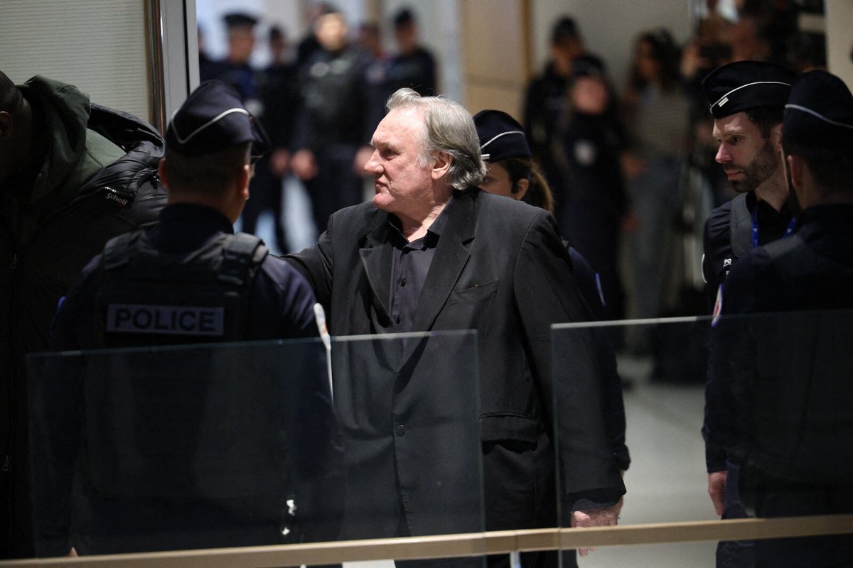 humanite_fr's tweet image. Gérard Depardieu : comme en 2024, le parquet de Paris requiert un procès pour viols et agressions sexuelles sur Charlotte Arnould
➡️ l.humanite.fr/2JW