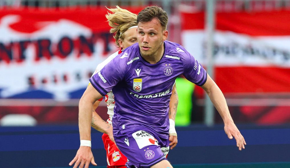 Bundesliga2_EN's tweet photo. 🔄 1. FC Magdeburg are interested in Nik #Prelec.
↩️ The player's contract belongs to the Cagliari, but he spent the 24/25 season on loan at Austria Wien.
📊 31 games and 6 goals in the Austrian Bundesliga last season.
🗞️ @SkySportDE
#Bundesliga2 #FCM https://t.co/bbNOPYxYAc