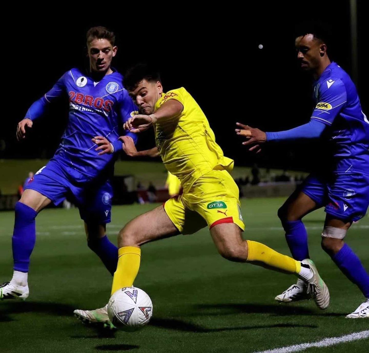 Dylantombides's tweet image. Nice shorts guys! ⭐️
Check out the lower apparel from @stirlinglionsfc 's Australia Cup tie this week ⚽️👌
Photos: Mass Media
#WeAreDT38