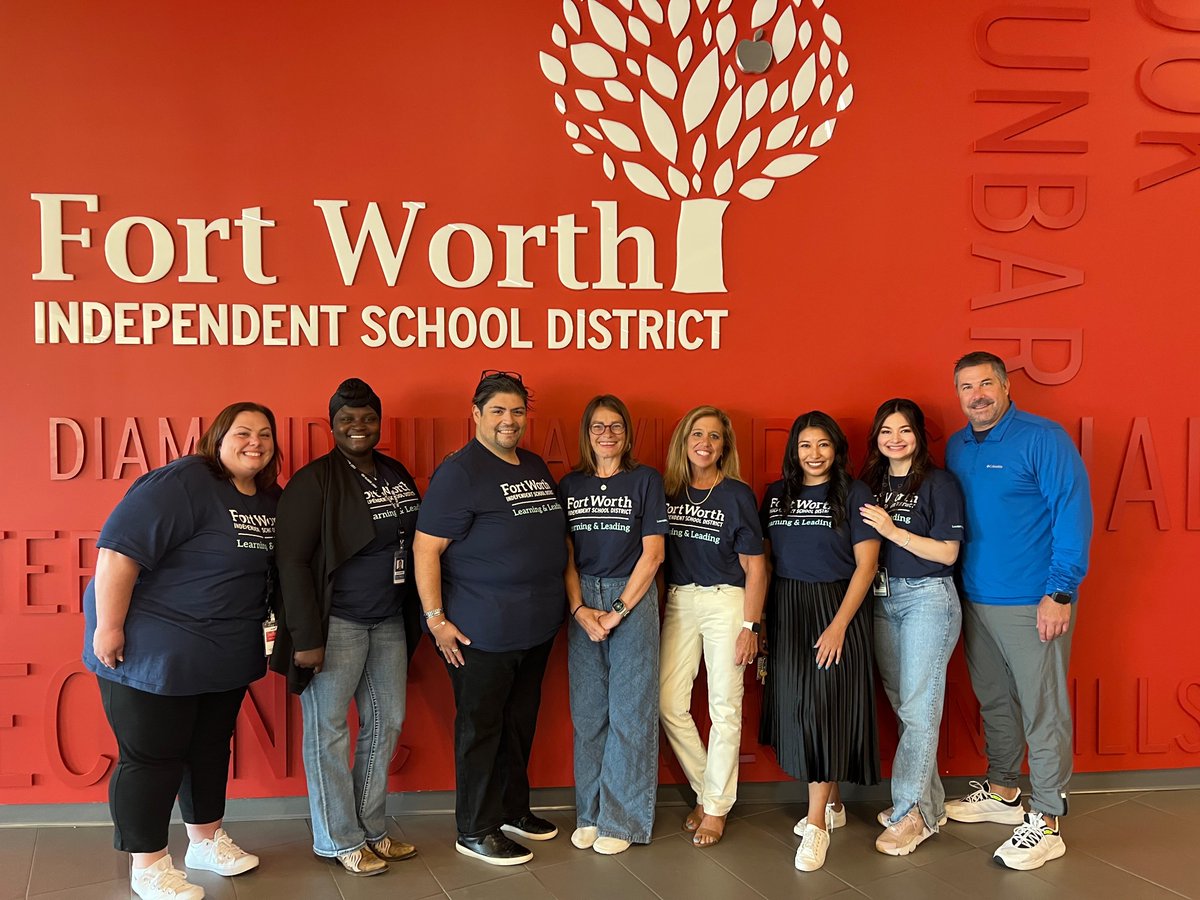 Leslie Espinal (@leslieespinal4) on Twitter photo Welcome back week with my fellow Paschal Pyramid APs π₯³ We are ready to be bold and aggressive ππ <a href="/FortWorthISD/">Fort Worth Independent School District</a> Welcome back week with my fellow Paschal Pyramid APs π₯³ We are ready to be bold and aggressive ππ <a href="/FortWorthISD/">Fort Worth Independent School District</a>