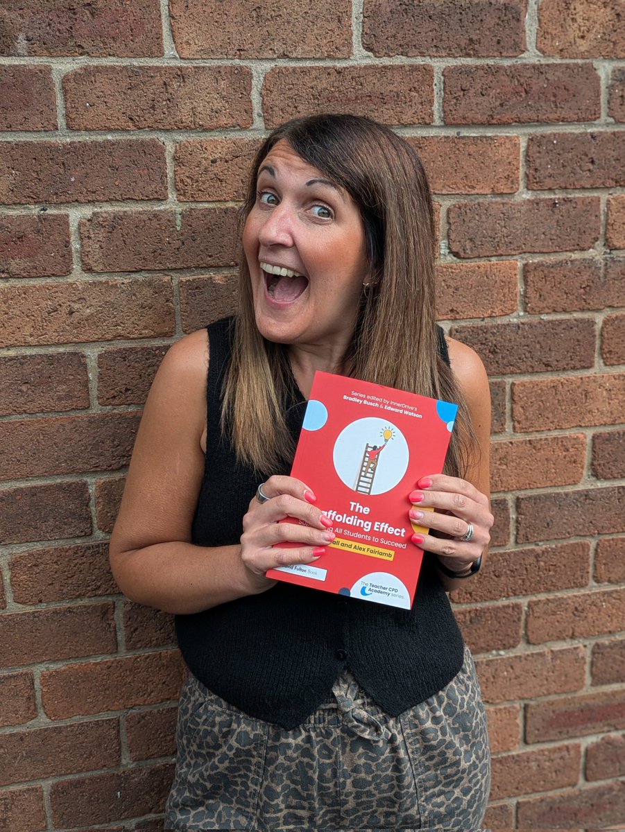 It's here! 💥 Couldn't be prouder of this book and 2 years of hard work alongside Alex Fairlamb finally coming to fruition. Really hope people like it and find it useful!