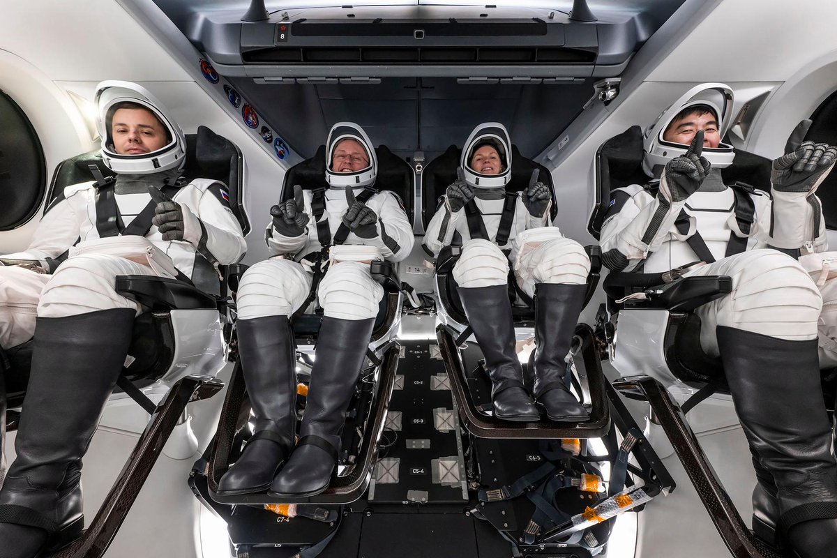 Crew-11 is headed to the <a href="/Space_Station/">International Space Station</a> soon, and they have big plans for science 🚀

From practicing lunar landing tactics to physiology research preparing for deep space travel, read about the studies: go.nasa.gov/3Iw6MMV