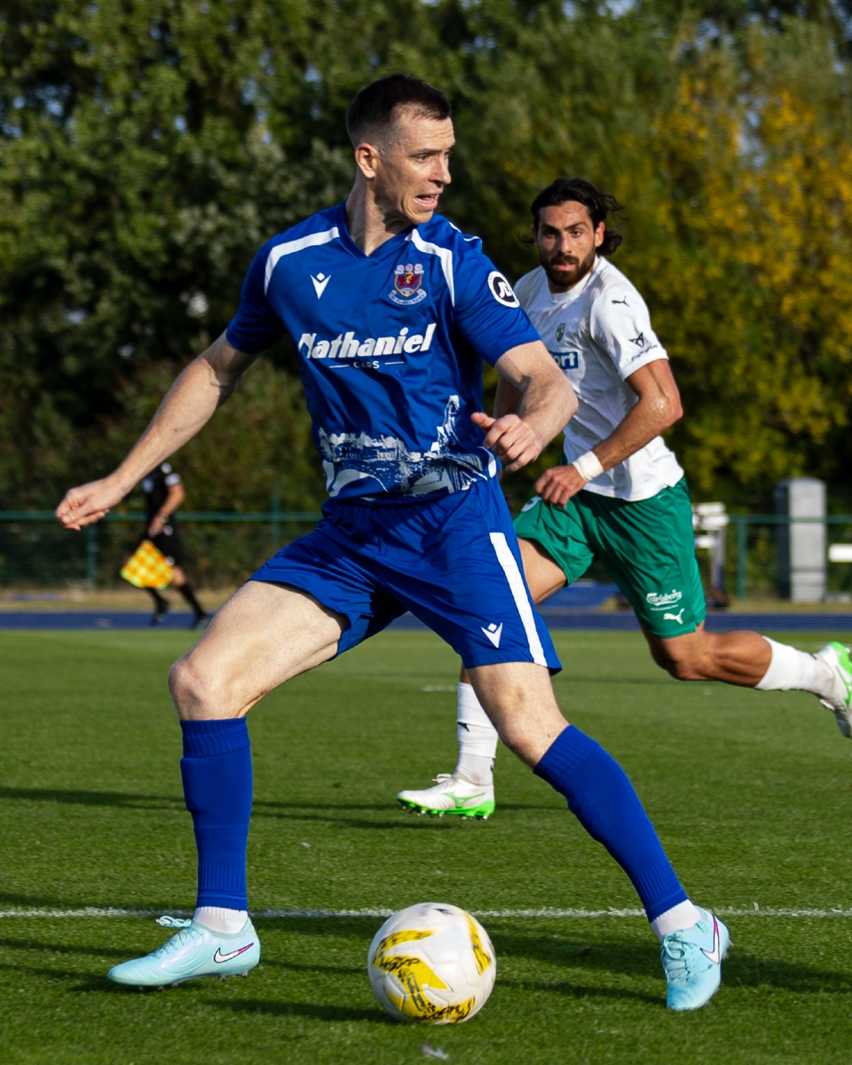 PenybontFC_'s tweet image. Happy birthday to Cymru Premier legend, Chris Venables. Still going strong! 💪
