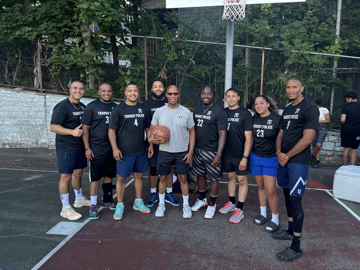MBTATransitPD's tweet image. TPD Basketball Team was honored to play in the “Beantown Slam” Basketball Tournament at Family Fun Day in Dorchester. ( TPD won their game !!)