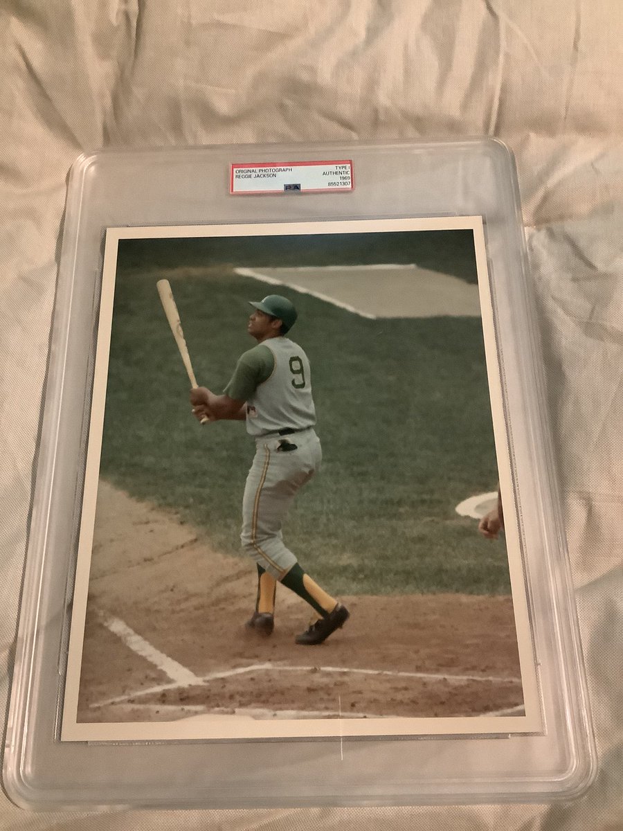 alanbarcoff's tweet image. I just got this back from PSA for my collection , an amazing type 1 8x10 color photo taken in 1969 of Reggie Jackson wearing number 9. @PSAcard @natsturner @mroctober @CardPurchaser @RetroCardSnaps @ExamineBaseball @rosenbaumlaw @KenGoldin @Athletics @woooo_double_up