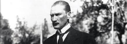 Erzurum kongresinin yapılmasına karşı çıkan İngiliz Albay Rawlinson ve Atatürk arasında geçen diyalog:

- İşittiğime göre burada yarın bir kongre açacakmışsınız.
- Evet, milletçe açılması kararlaştırılmıştır.

- Açılmaması daha münasip olacaktır.
- Kongre muhakkak toplanacaktır.