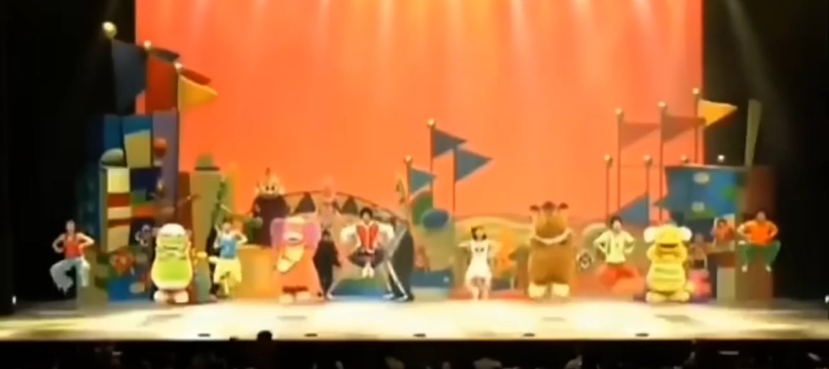 ぽよよよ〜んと高く〜♪
飛ーびー越えてみよう〜♪

ほーら！あの雲まで〜♪
手が届きそう〜♪