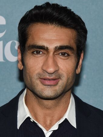 DCUDefender_'s tweet image. Hear me out.
Kumail Nanjiani is not playing Booster Gold...
Because He was destined to play BATMAN instead.
Like Imagine DCU's Batman with the voice of Prismo from Adventure Time.