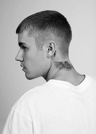 JDBieber_charts's tweet image. Justin Bieber has launched the Bieber Family Office alongside his inner circle, including Hailey Bieber, Will Bracey, and David Lande
- The move follows his transition to full financial independence and ownership of his masters. He has full control over all his upcoming projects