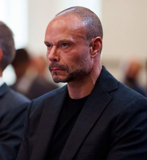 KashPatelNewsX's tweet image. Raise your hand if you support Dan Bongino firing WOKE FBI Agents in the FBI