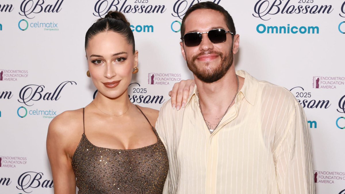 Complex's tweet image. Pete Davidson calls fatherhood his "dream" and says nothing else matters. He’s "stoked" about welcoming a child with Elsie Hewitt. Get the full story: complex.com/pop-culture/a/…