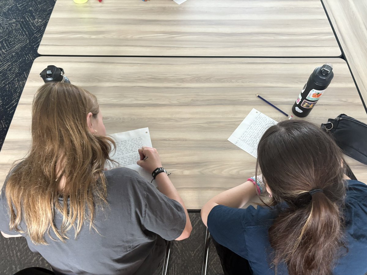 FrederickHSGoldenEagles (@frederick_hs) on Twitter photo Incoming 9th graders are starting high school strong—diving into writing, conducting biology experiments, and sharpening math skills. It’s the first of many great opportunities they’ll embrace during their FHS journey! #StVrainAdvantage #PublicSchoolAdvantage <a href="/SVVSDsupt/">Jackie Kapushion, Ed.D.</a> Incoming 9th graders are starting high school strong—diving into writing, conducting biology experiments, and sharpening math skills. It’s the first of many great opportunities they’ll embrace during their FHS journey! #StVrainAdvantage #PublicSchoolAdvantage <a href="/SVVSDsupt/">Jackie Kapushion, Ed.D.</a>