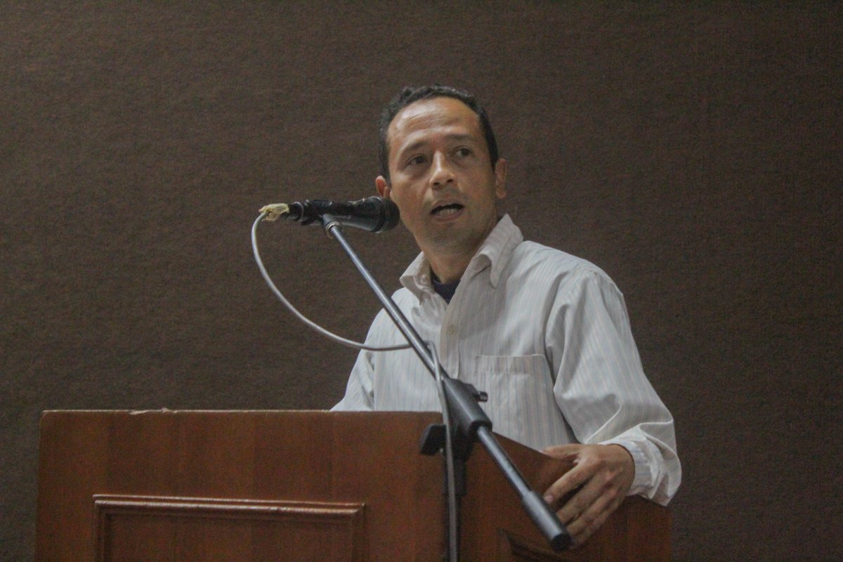 campusb's tweet image. La Universidad Simón Bolívar honra a su comunidad con la Orden 18 de Julio, reconociendo a trabajadores con 10, 15 y 20 años de servicio. Un acto que destaca la dedicación, perseverancia y compromiso de su personal, reafirmando su misión y vocación. #USBnoticias
#campusb
#usbve