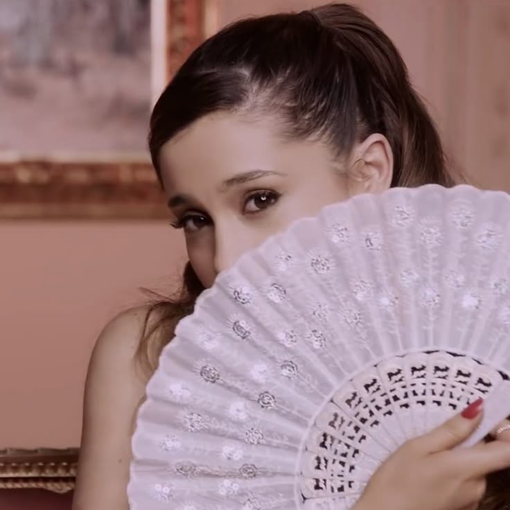 needy4butera's tweet image. guys, what's your favorite ariana grande song?
i can't decide on just one, but i'm addicted to tattooed heart