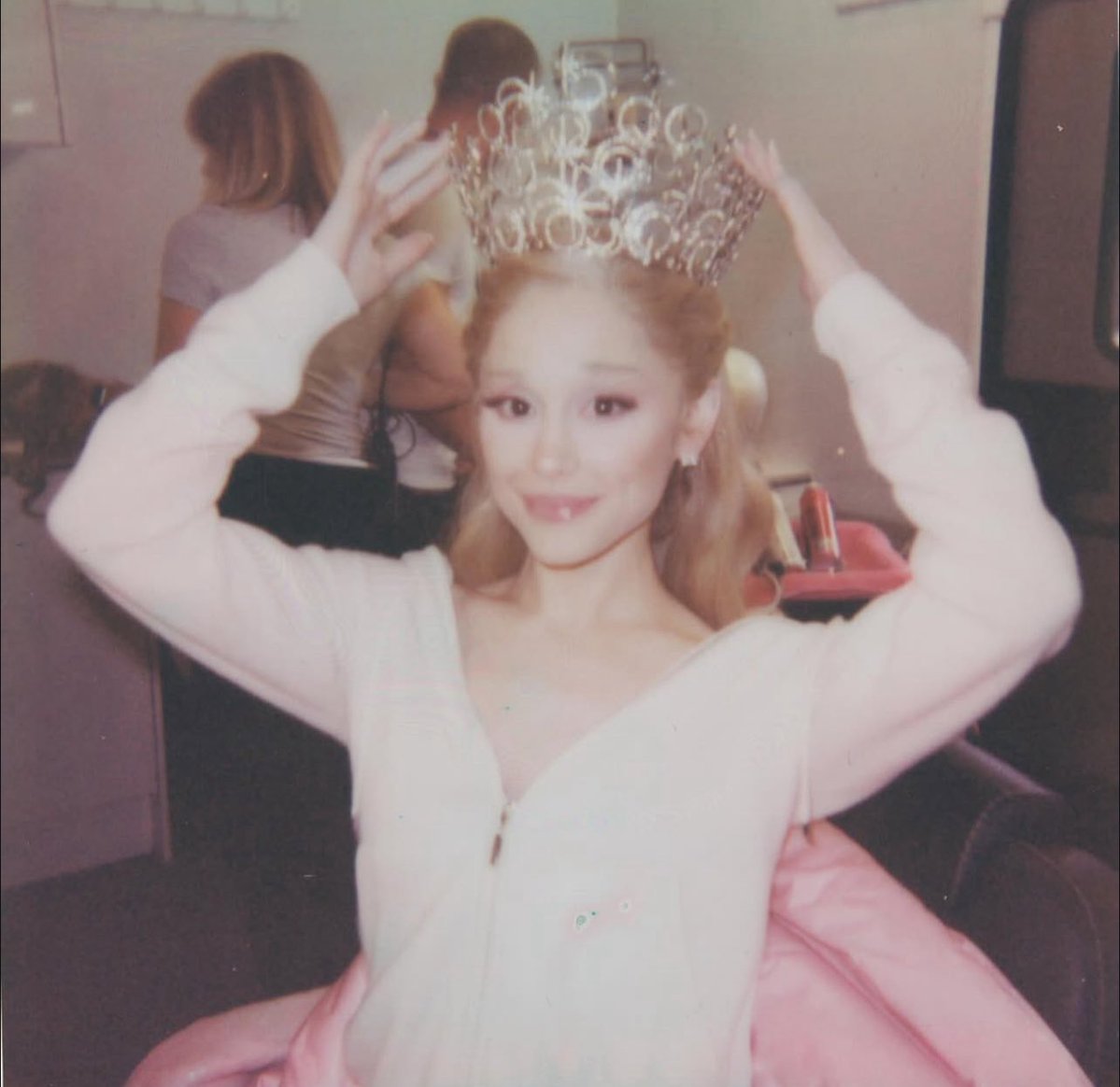 tommykitty505's tweet image. SHES SO CUTE OMG