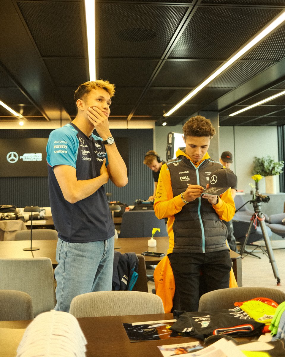 WilliamsRacing's tweet image. Unreleased disposables 📸
Two years ago, this trio were reunited in Spa 🥹