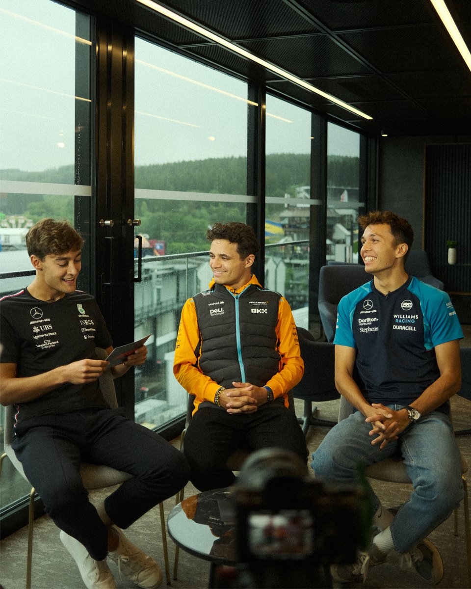 WilliamsRacing's tweet image. Unreleased disposables 📸
Two years ago, this trio were reunited in Spa 🥹