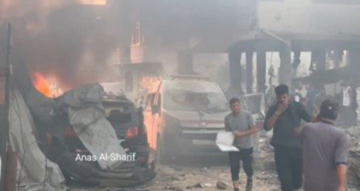 malakelmassri2's tweet image. Gaza Under Attack ‼️💔
Save us, save what’s left of us
chuffed.org/project/134600…
Please help us 🙏😭