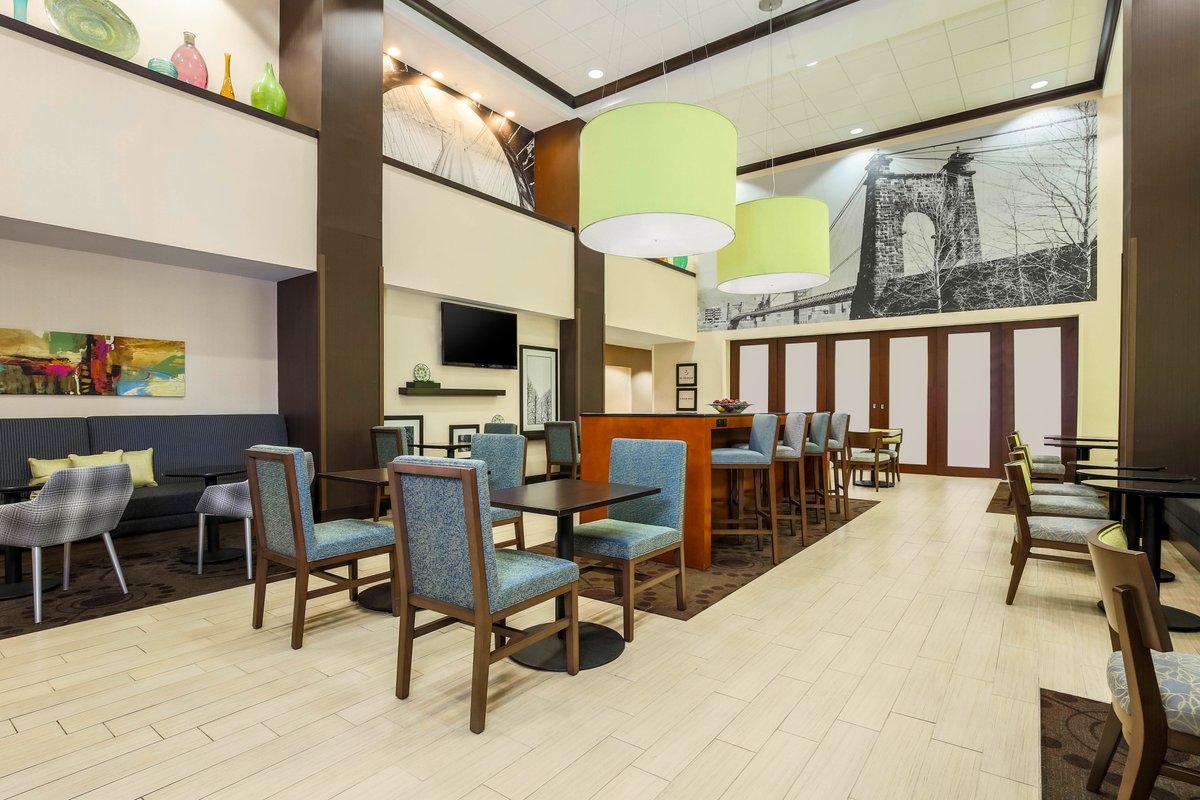 Hampton Inn Wheeling - The Highlands tweet media