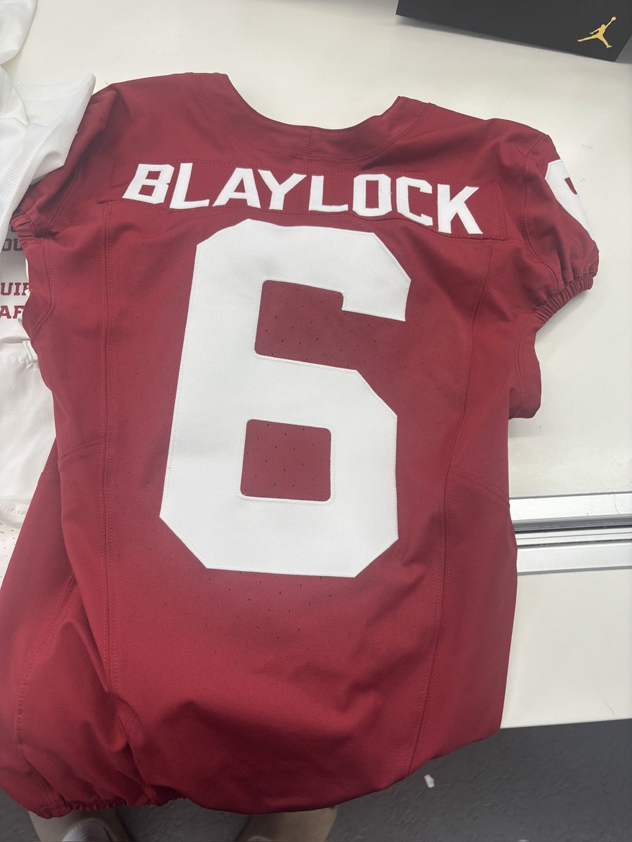 blaylock_23's tweet image. It’s ABOUT to get REAL!!!!!! Got to get me a BLAYLOCK jersey!!!! 👀👀👀👀!! @tory_blaylock6 We need a link to your store bro, you have a lot of FANS!! @OU_Football