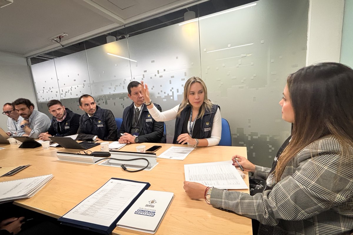 La <a href="/PGN_COL/">Procuraduría General de la Nación</a> realizó visita preventiva a Capital Salud EPS para revisar sus indicadores financieros y conocer las razones del aumento de peticiones, quejas y reclamos por parte de los usuarios. ¡Continuamos trabajando por la salud de los colombianos!