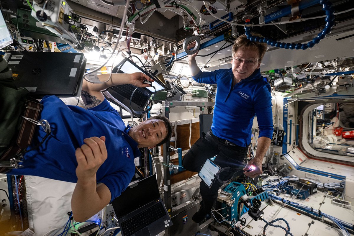 wxbrad's tweet image. NASA Astronaut Jonny Kim, Axiom Mission 4 Commander Peggy Whitson Conduct Research in Space via NASA ift.tt/ZDLrlSF