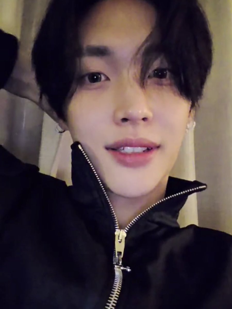 1bbinstar's tweet image. 잘