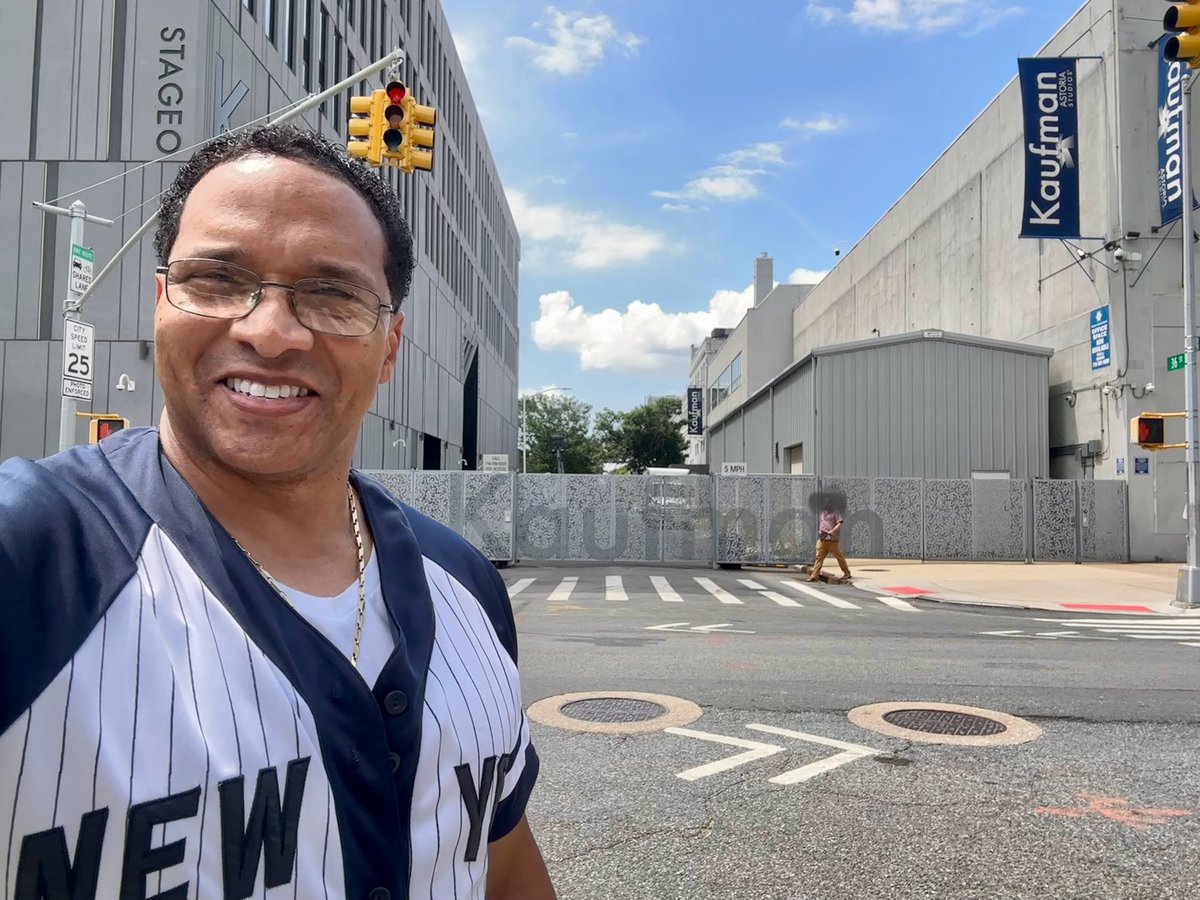 Carlducena's tweet image. Back at the Studio in Astoria, Queens, New York for a meeting and it feels like I’m back at home. 

For those of you that don’t know, Kaufman Astoria Studios, Silvercup Studios, Chelsea Piers, Broadway Stages and more, are a 2nd home to us in the NYC Film and TV Industry🙏🏽🎬🌟🎥