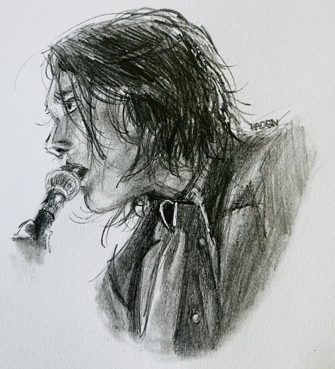 haoqw's tweet image. here’s a gerard #mcr #gerardway #mychemicalromance #mcrtwt