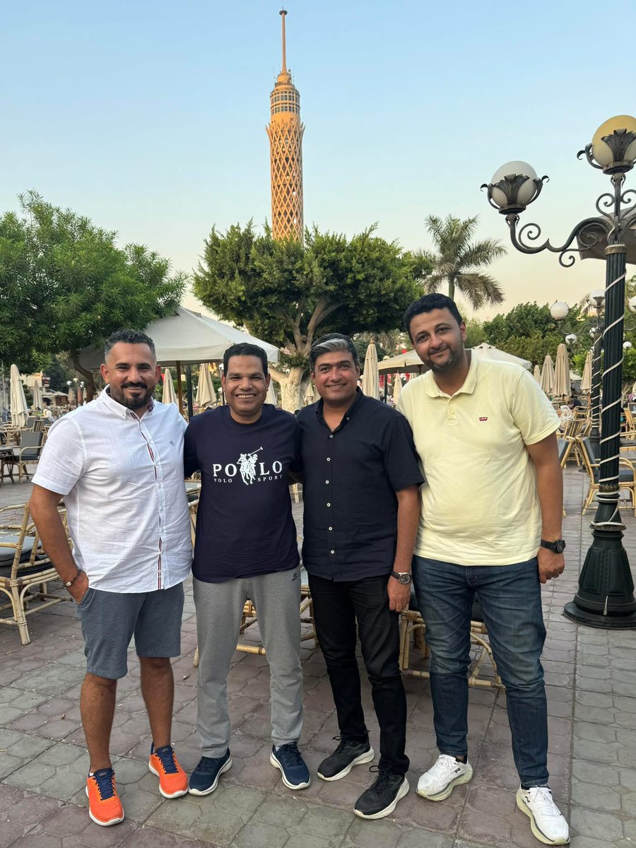 saiedahly's tweet photo. الحبايب في الأهلي 🦅🤳
@swisii @mohamedelgazar4  @hossamnabwy https://t.co/bMvnbPWYnX