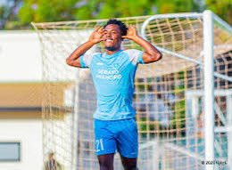 SamKarenzi's tweet image. Breaking news: Bidasubirwaho @rayon_sports yamaze kwishyura frw yose kuri compte ya #AbedyBigirimana 25M yifuzaga ngo ayisinyire! Ntagihindutse arerekanwa nk'umukinnyi wa Rayon mugihe kitarambiranye @skfm_93_9