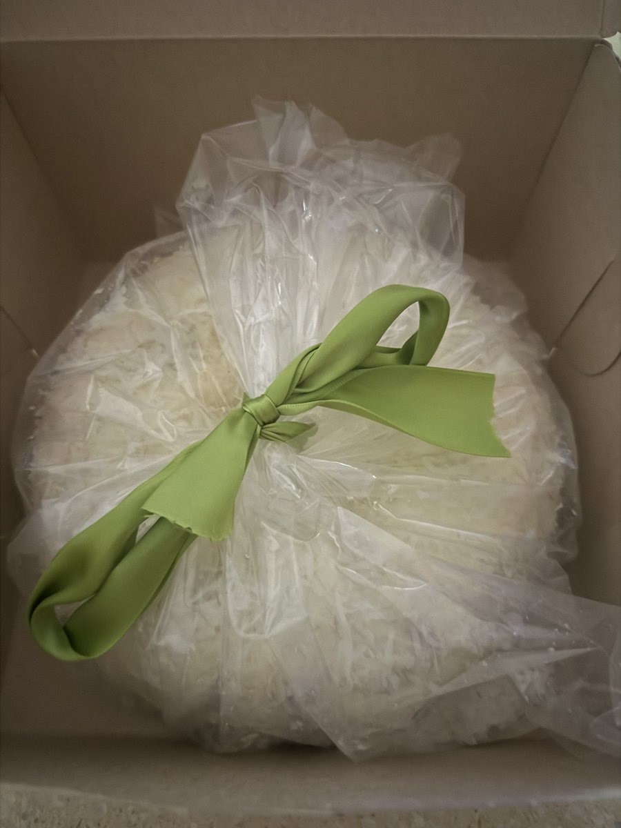 drewscotty's tweet image. My friends got me the Tom Cruise cake for my birthday. It was so good, I signed up for Scientology. Cutting off all communication with my family now. #worthit