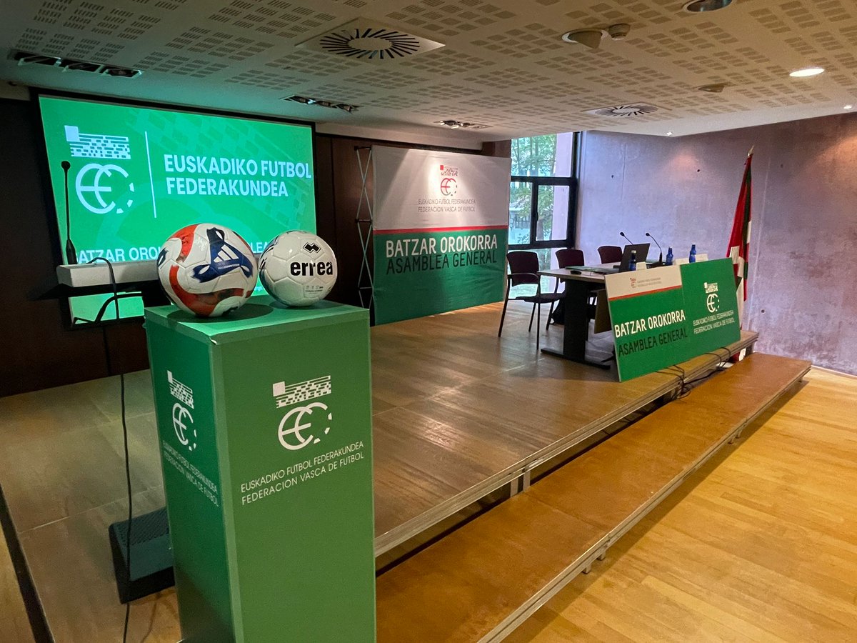 𝗕𝗔𝗧𝗭𝗔𝗥 𝗢𝗥𝗢𝗞𝗢𝗥𝗥𝗔 - 𝗔𝗦𝗔𝗠𝗕𝗟𝗘𝗔 𝗚𝗘𝗡𝗘𝗥𝗔𝗟

🗣️ 𝗜𝗸𝗲𝗿 𝗚𝗼ñ𝗶 lehendakariak bere berbaldiarekin eman dio hasiera Batzar Orokorrari.

🗣️ El presidente 𝗜𝗸𝗲𝗿 𝗚𝗼ñ𝗶 da comienzo a la Asamblea General con su alocución.

#BatzenGaituelako