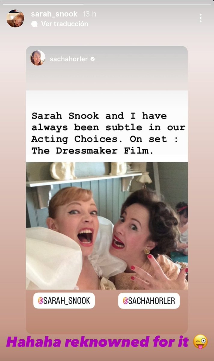 snookstan's tweet image. sarah 🤝🤝 emojis 
being united 4ver