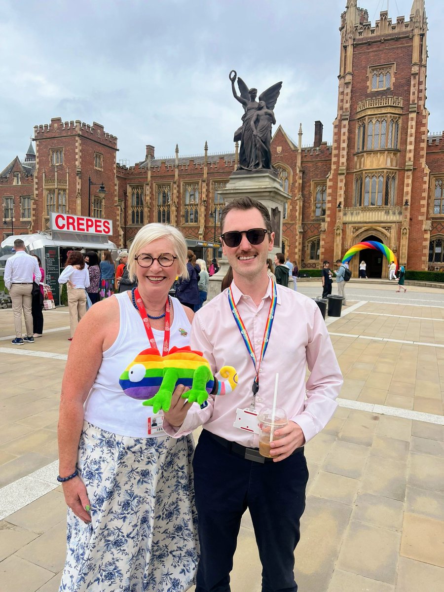 markdornan47's tweet image. Had a lovely time at the Pride Picnic at Queenโs University Belfast today with @crbrownwilson. Great atmosphere, great company, and a wonderful way to celebrate community on campus! ๐
#QueensUniversityBelfast #PridePicnic #Community