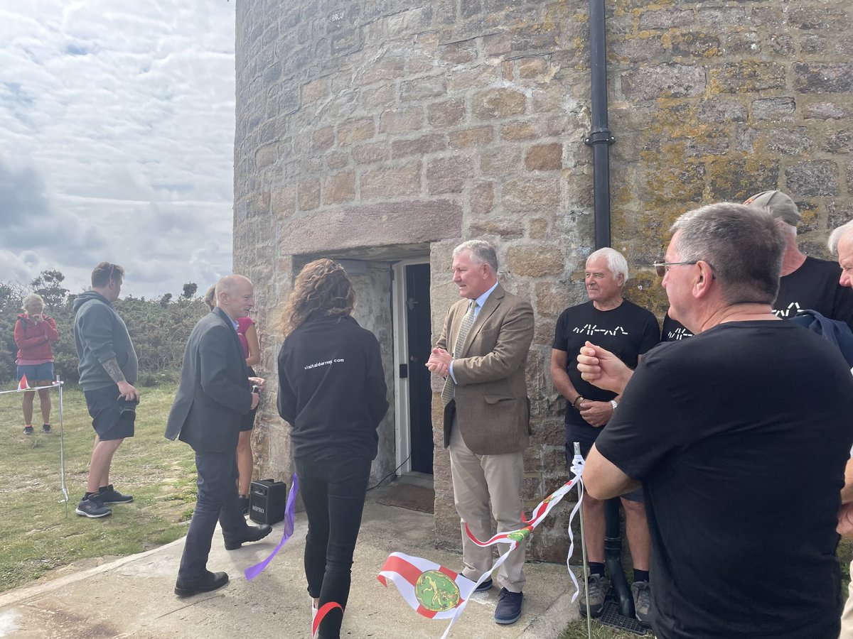 captainpipkin's tweet image. Lieutenant Governor opens Telegraph Tower to the public.
Another big attraction to Alderney honored by a distinguished friend of Alderney.
Thank you sir Richard.