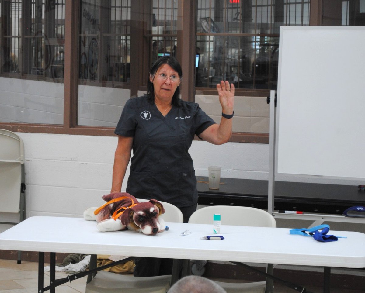 distevhass31's tweet image. Group 46 - Basic Animal Health Class with Dr. Kenney - Union County Pet Hospital @GA_Corrections @GAFirstLady @CLALeadership @jeffbreedlove1 @Recovery_GC4R @endthewhisper @JellyRoll615